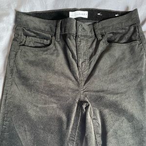 2 for $15 New black velvet butter soft size 25 pants never worn